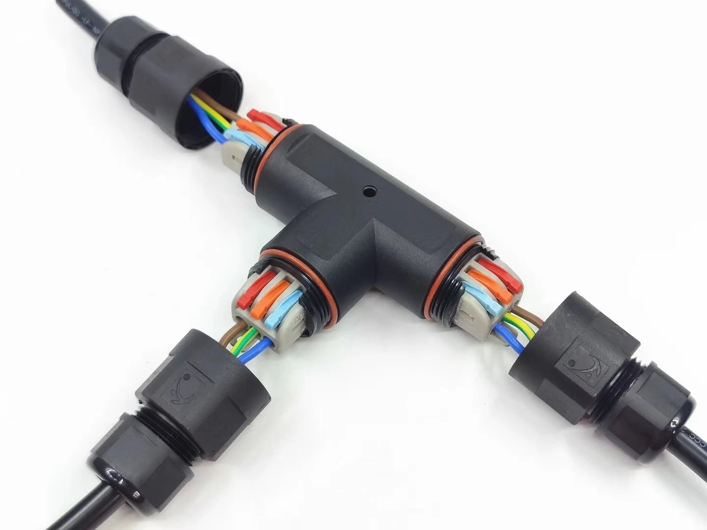 Герметичные кабельные коннекторы